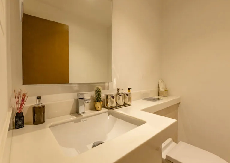 T2A9305-HDR-768x546_19_11zon